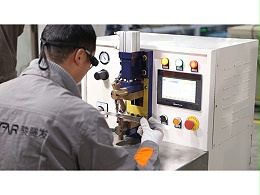 中频点焊机与工频交流点焊机相比有哪些优势